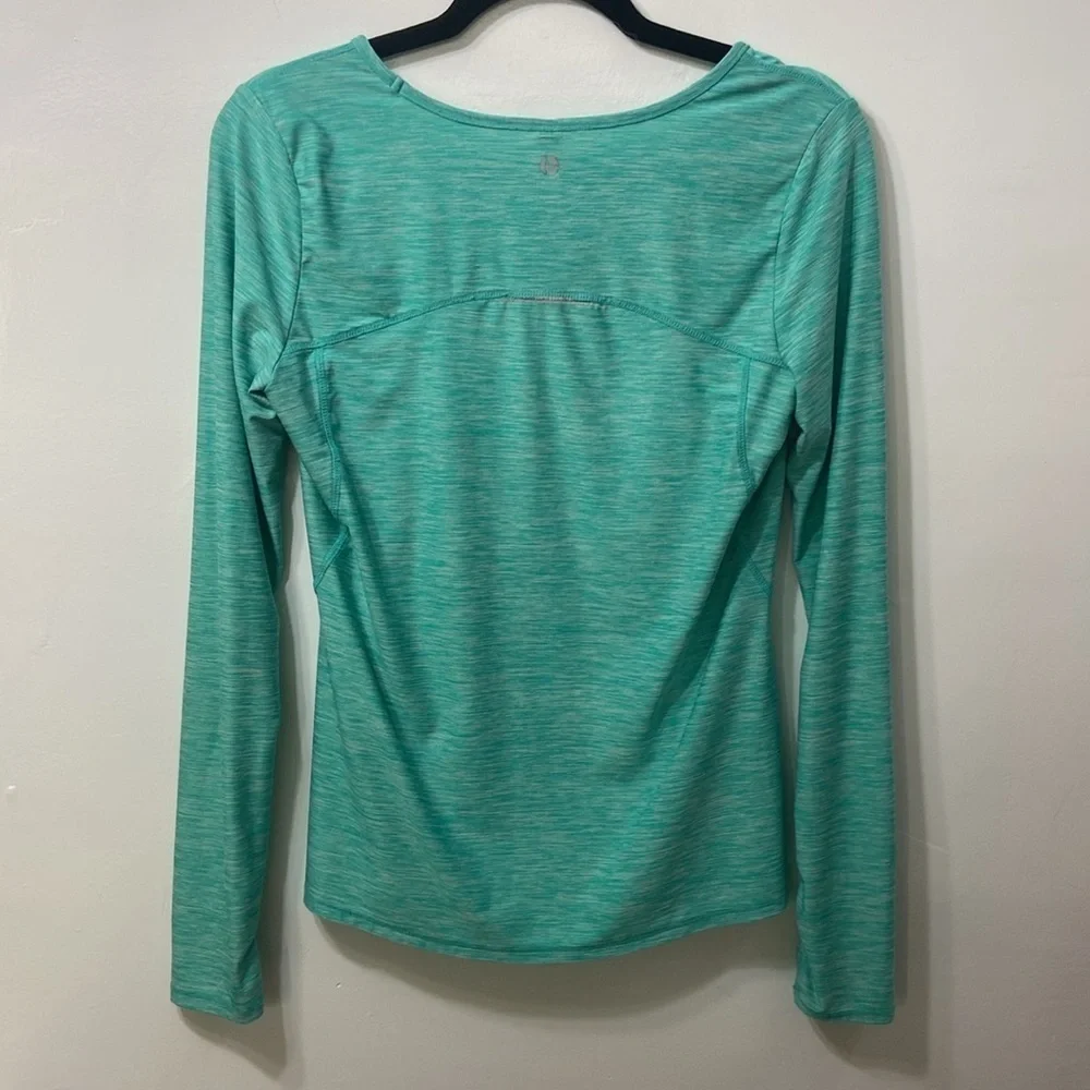 90 Degree,Women,Light Green,Long Sleeve T-Shirt .Size-Medium . - Picture 2 of 10